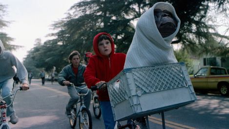 E.T._16©Images courtesy of Park Circus-Universal.jpg